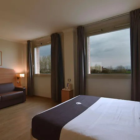 Tulip Turin West 3*