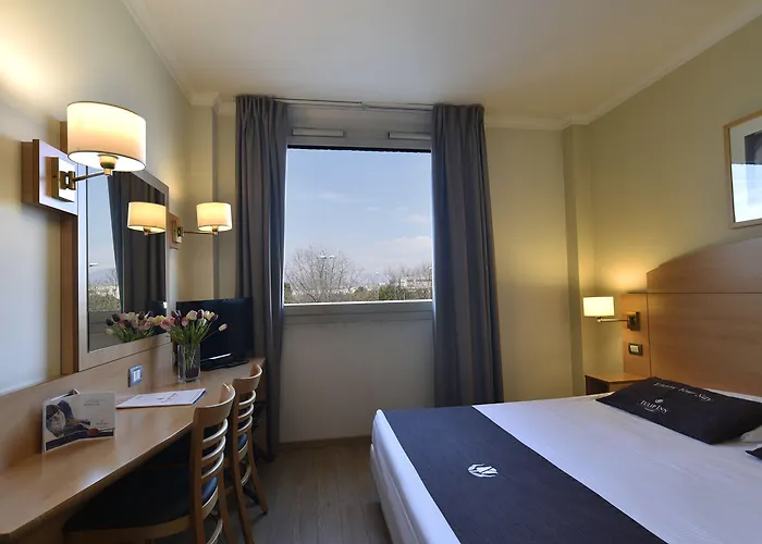 فندق Tulip Turin West ريفولي