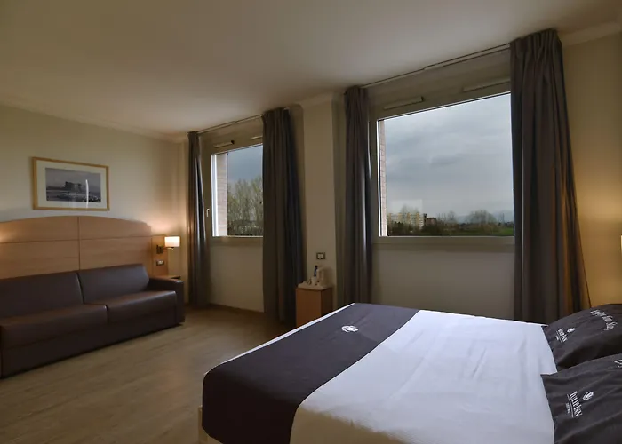 Tulip Turin West 3* ريفولي