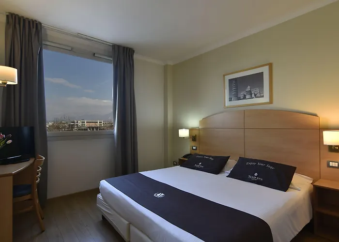 Tulip Turin West فندق ريفولي