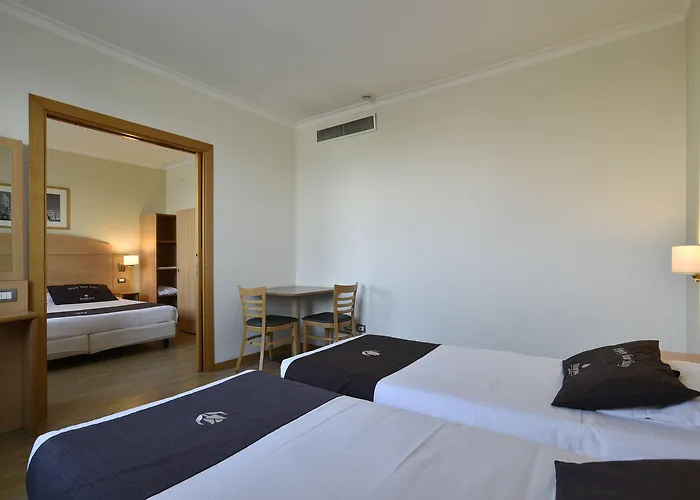 فندق Tulip Turin West 3*